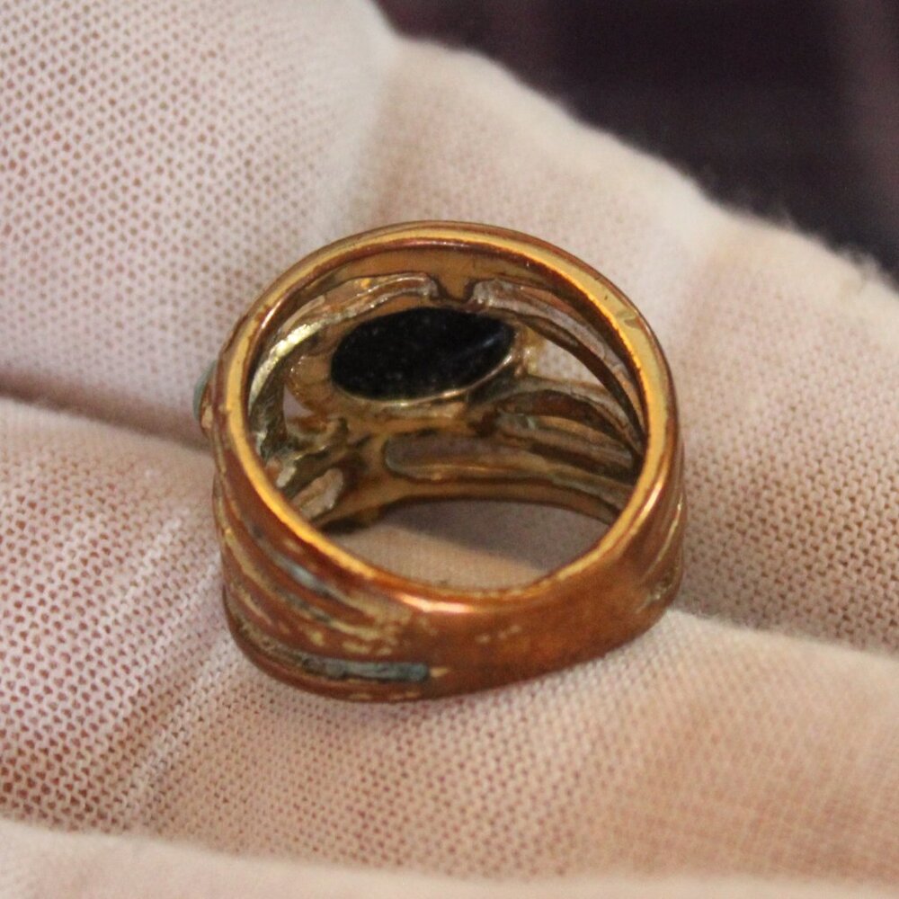 Abalone Rhinestone Abstract Ring - Picture 4 of 8